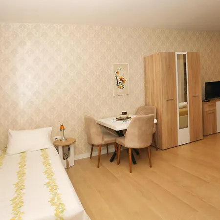 Cozy Next To Square 21 * تيرانا