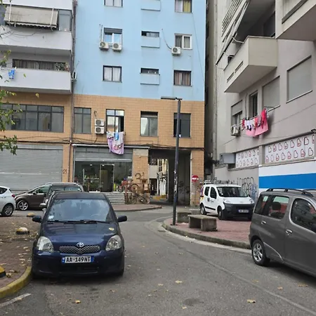 Cozy Next To Square 21 *