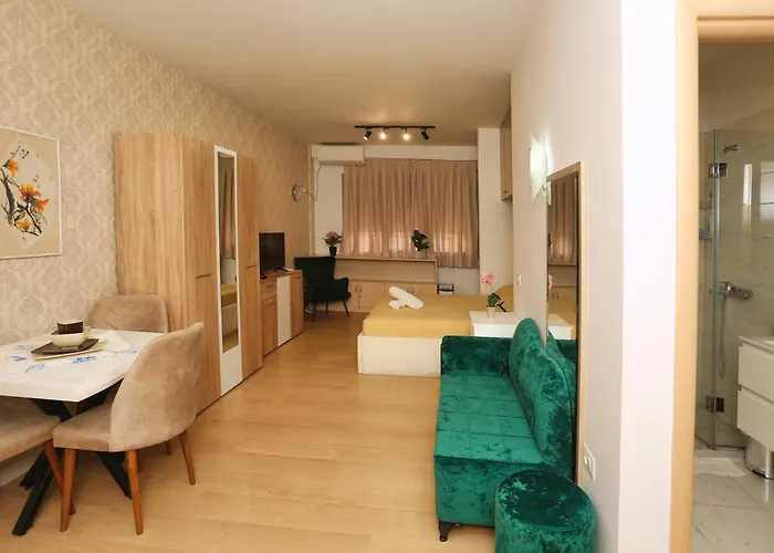 Cozy Next To Square 21 Appartement