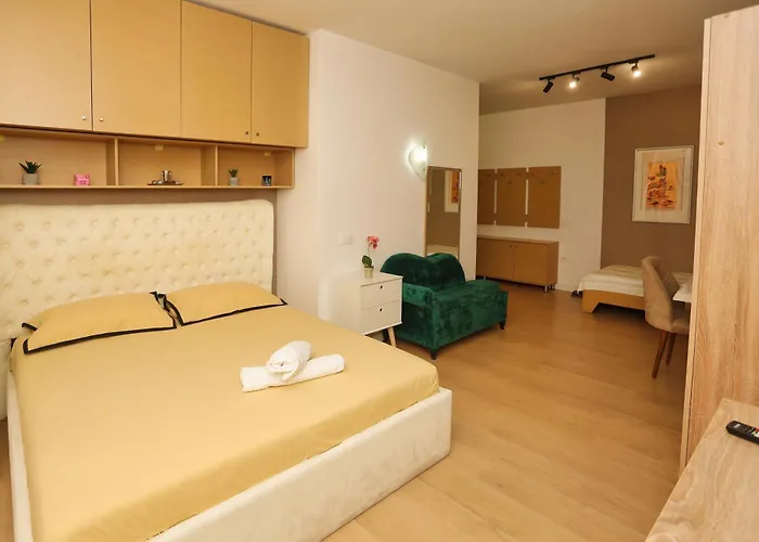 Appartement Cozy Next To Square 21 *