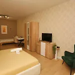 Cozy Next To Square 21 Tiran