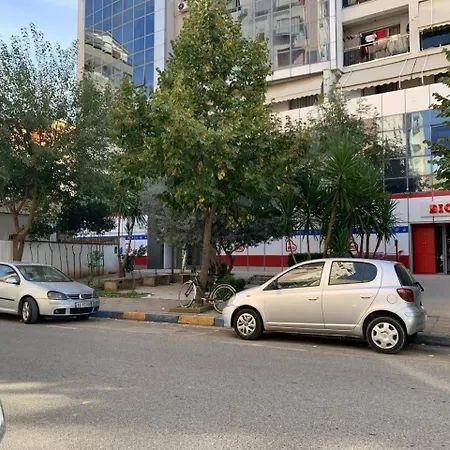 Cozy Near Square 21 Tirana