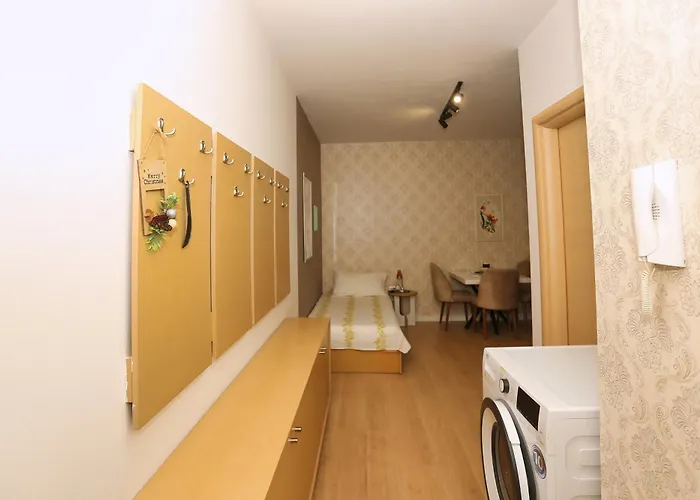 Cozy Next To Square 21 Apartmán *